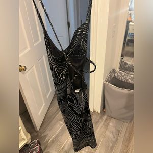 Black and white sparkly bodycon dress